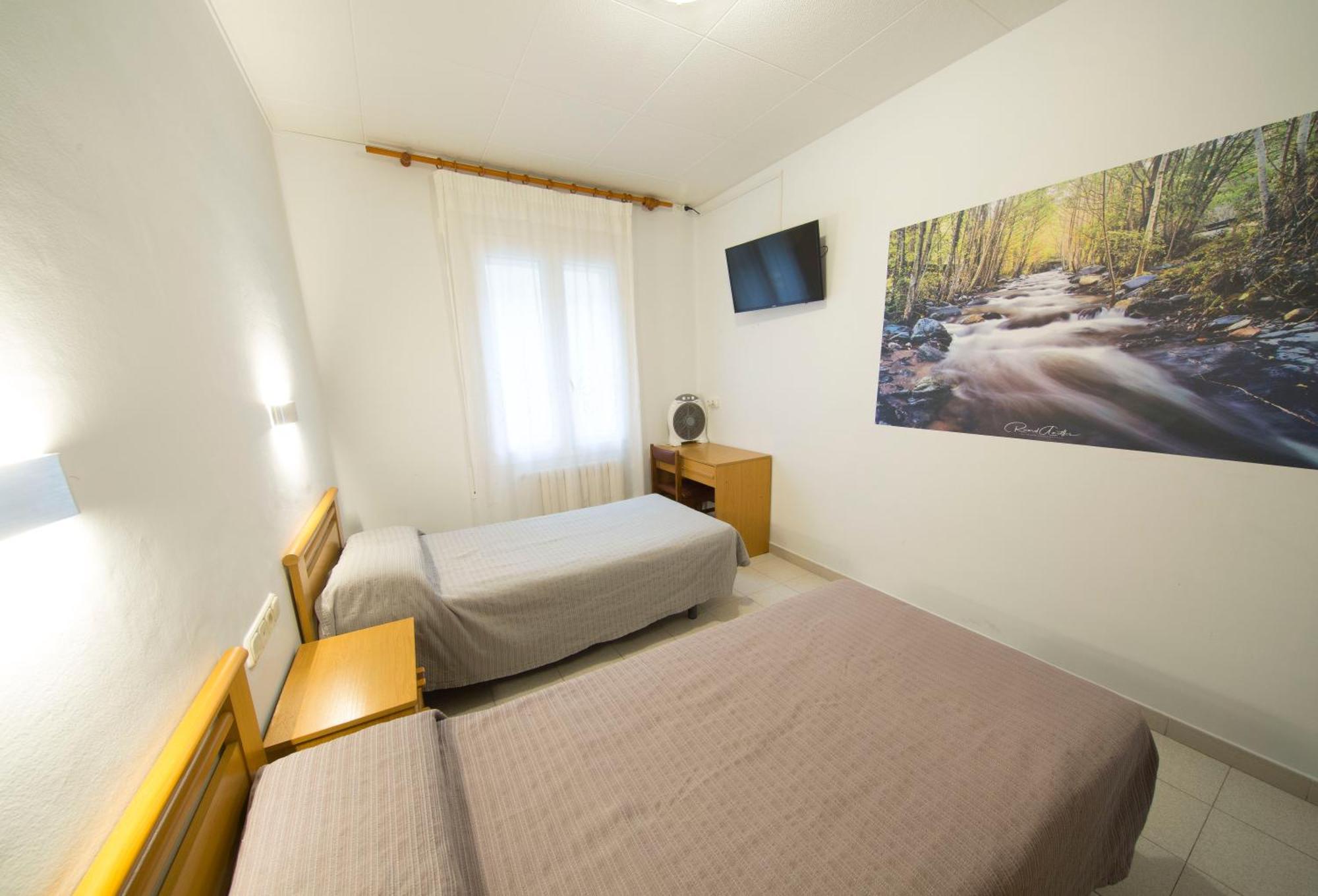Turo De L'Home Санта-Мария-де-Палаутордера Экстерьер фото